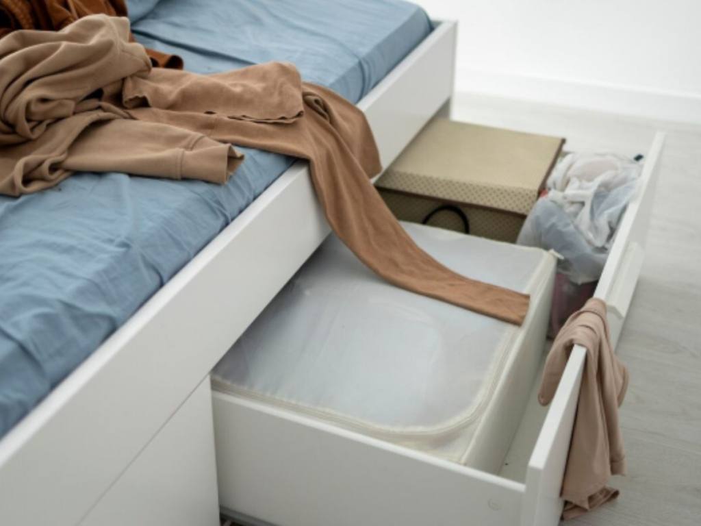 10 ideas prácticas y decorativas para guardar ropa sin armario 1 10 ideas prácticas y decorativas para guardar ropa sin armario